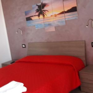 Camera con letto king size